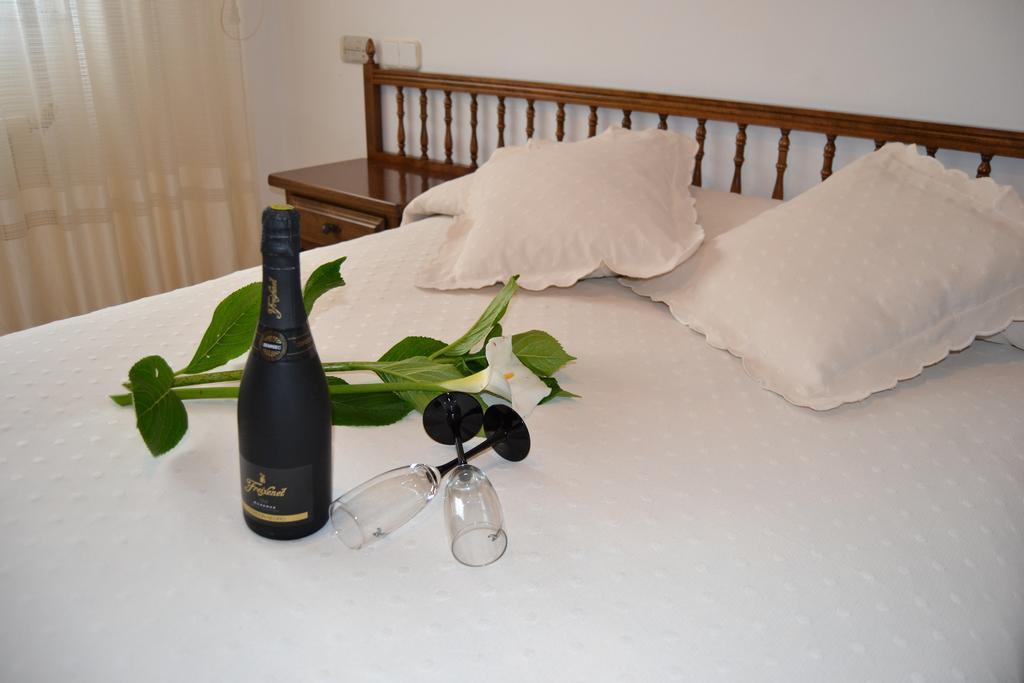 צה Hostal Pereirina מראה חיצוני תמונה