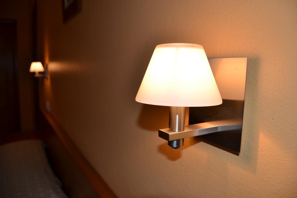 צה Hostal Pereirina מראה חיצוני תמונה