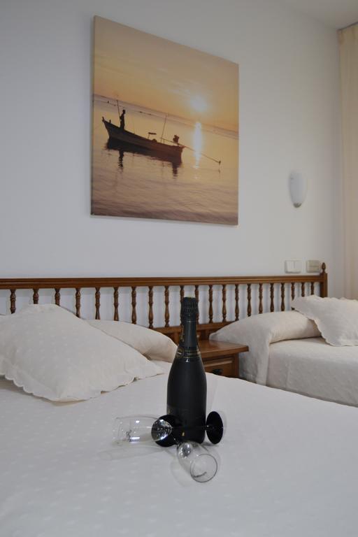צה Hostal Pereirina מראה חיצוני תמונה