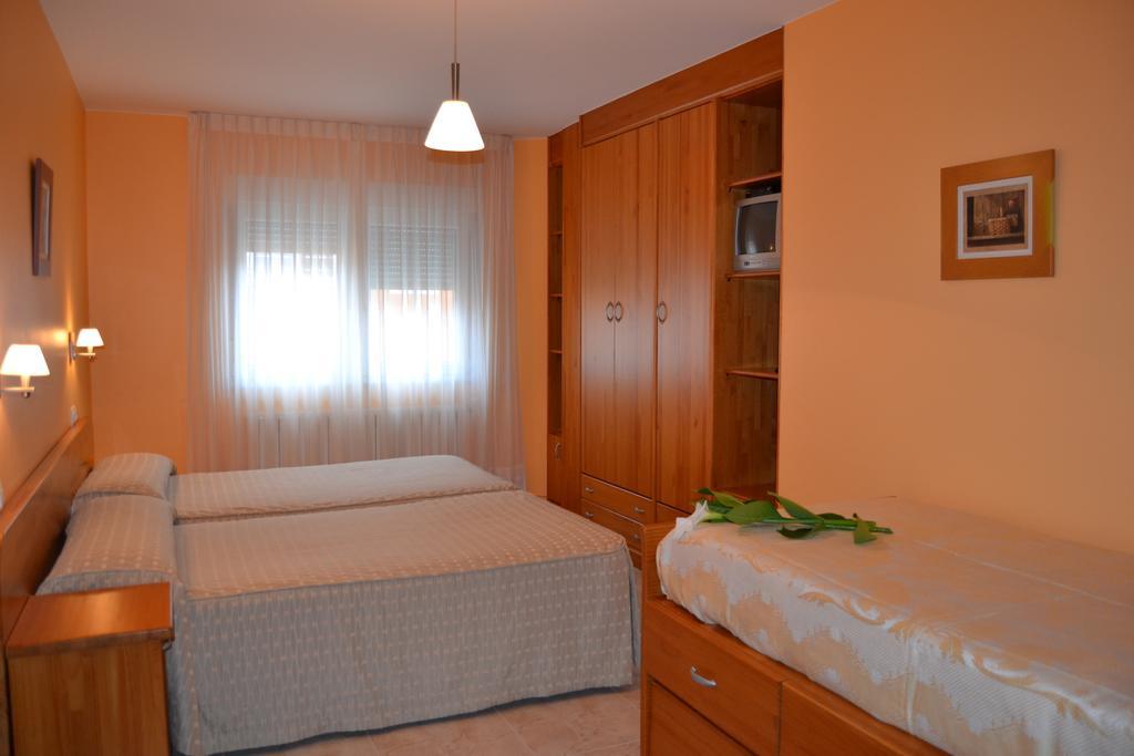 צה Hostal Pereirina מראה חיצוני תמונה