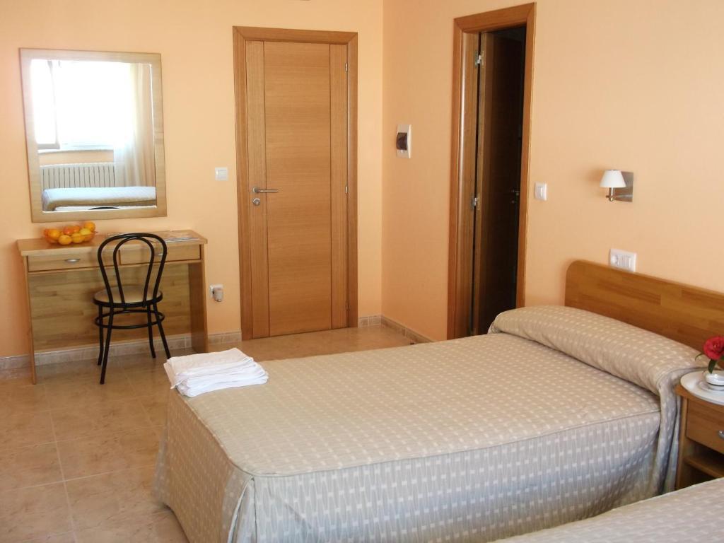 צה Hostal Pereirina מראה חיצוני תמונה