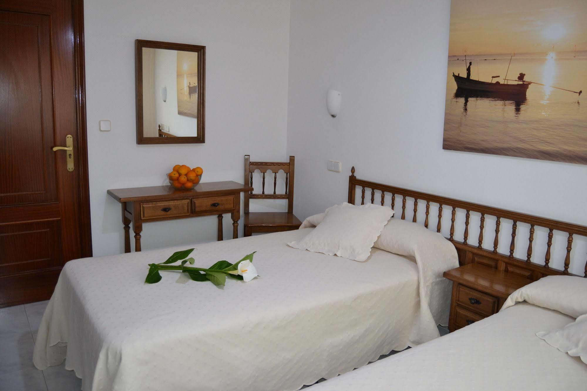 צה Hostal Pereirina מראה חיצוני תמונה